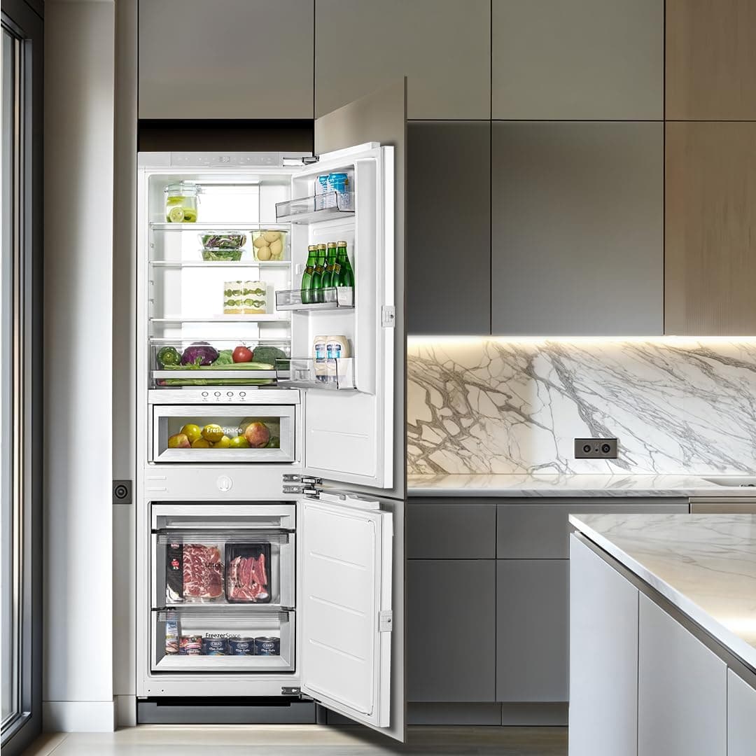 Ca’Lefort 22" Panel-Ready Refrigerator with Bottom Freezer (9.72 cu. ft.)